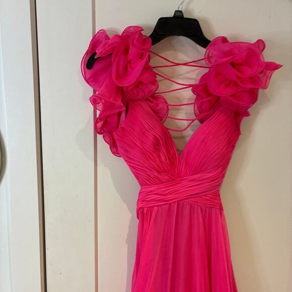 Mac Duggal Bright Pink Open Back Ruffle Shoulder Gown 67911 Sz 0 - Picture 4 of 13